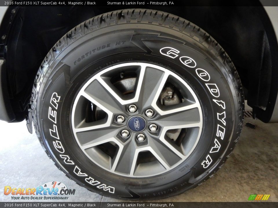 2016 Ford F150 XLT SuperCab 4x4 Magnetic / Black Photo #13