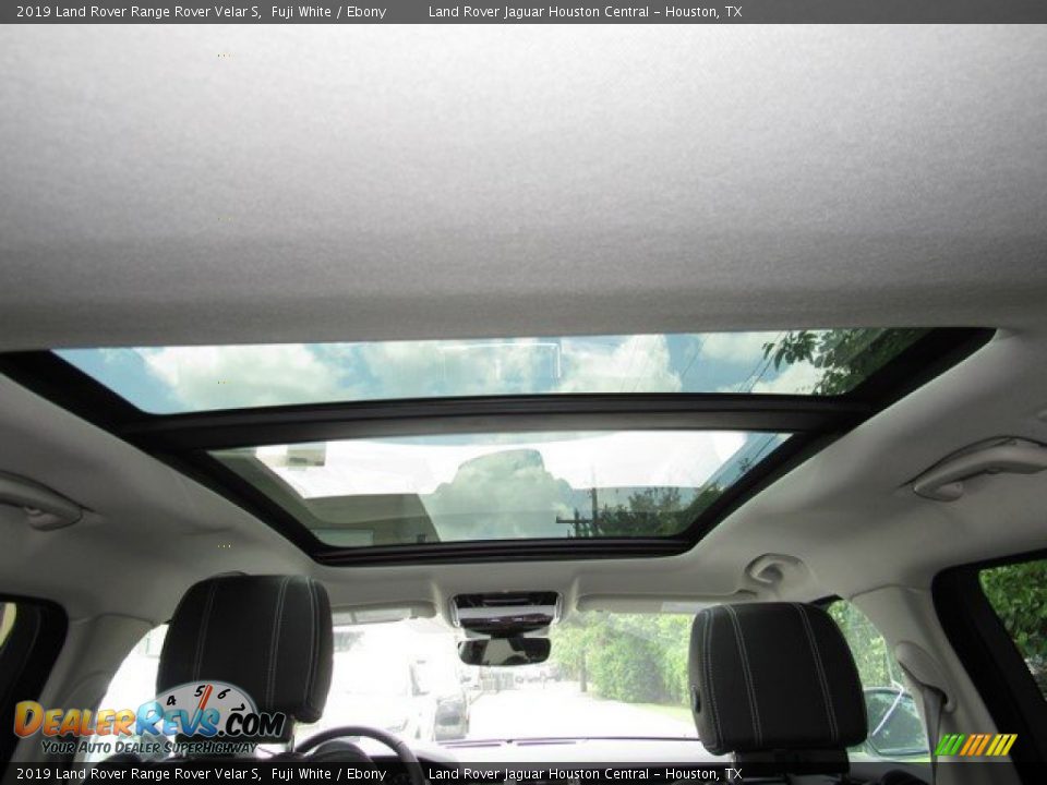 2019 Land Rover Range Rover Velar S Fuji White / Ebony Photo #17