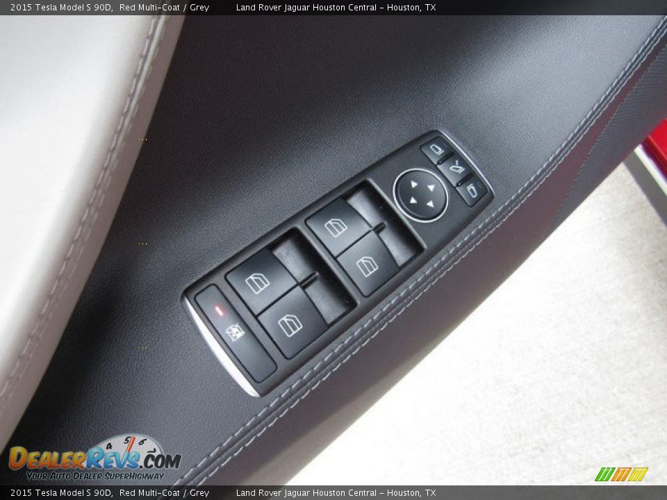 Controls of 2015 Tesla Model S 90D Photo #25