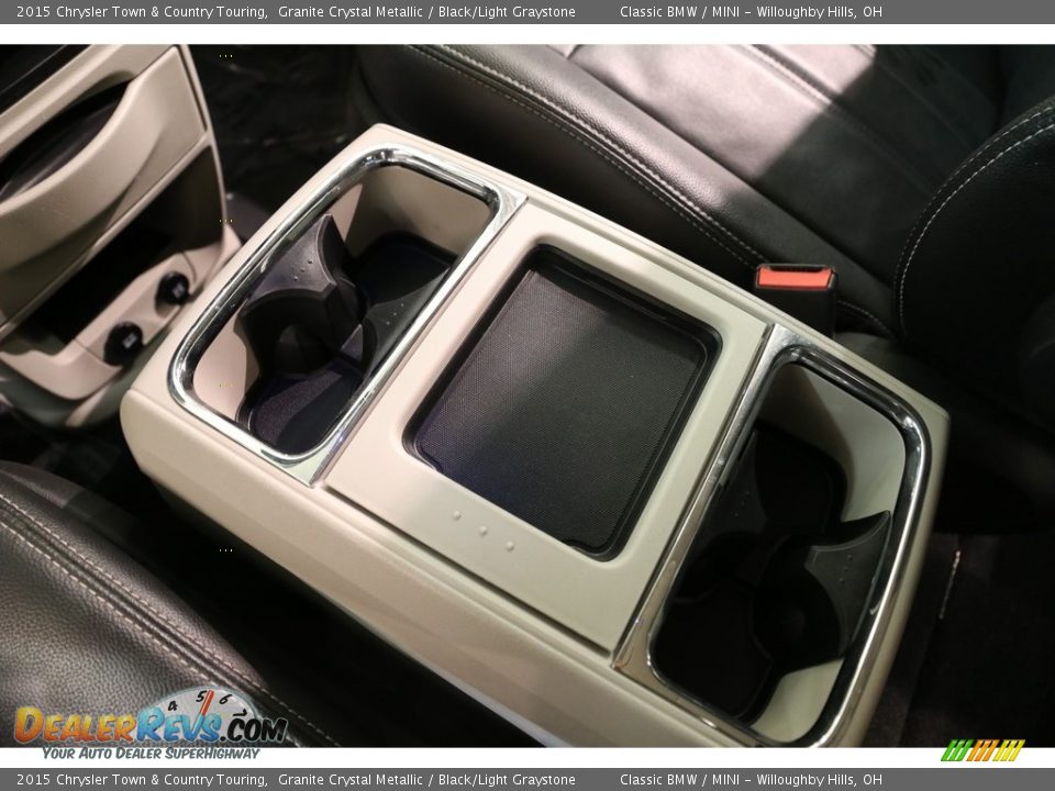 2015 Chrysler Town & Country Touring Granite Crystal Metallic / Black/Light Graystone Photo #17