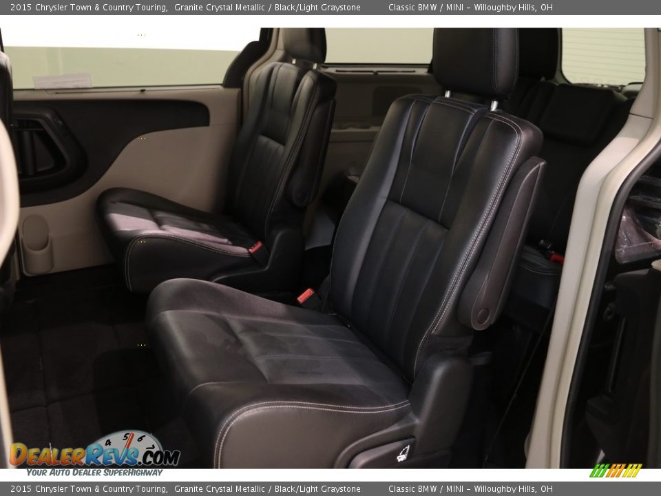 2015 Chrysler Town & Country Touring Granite Crystal Metallic / Black/Light Graystone Photo #20