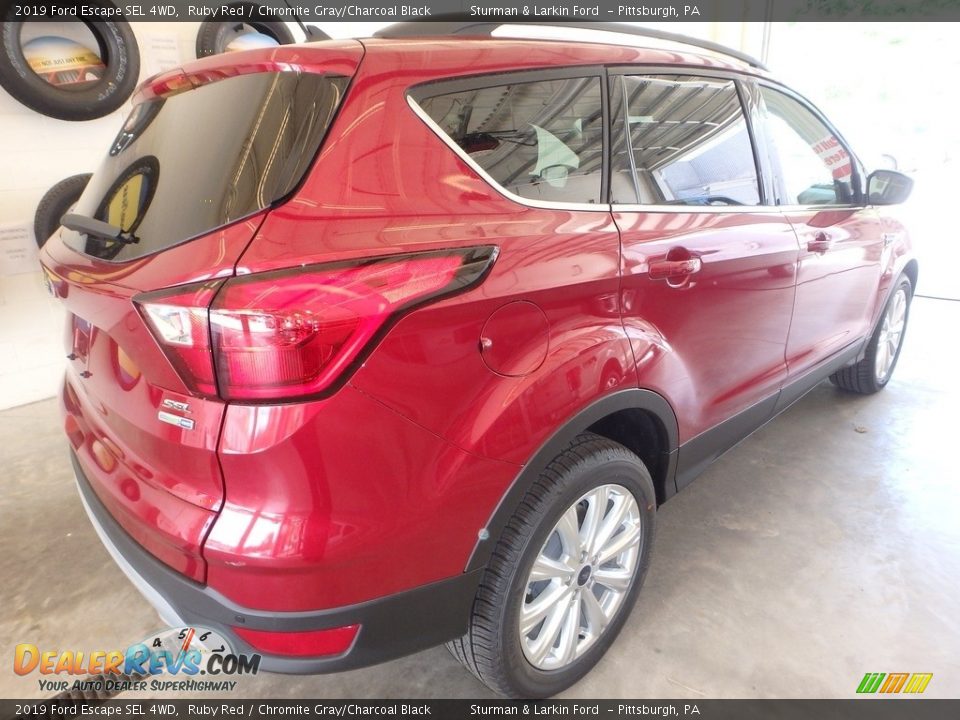 2019 Ford Escape SEL 4WD Ruby Red / Chromite Gray/Charcoal Black Photo #2