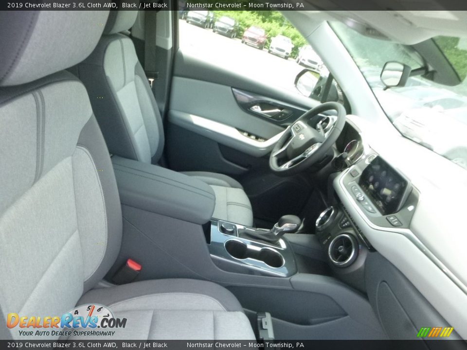 2019 Chevrolet Blazer 3.6L Cloth AWD Black / Jet Black Photo #10