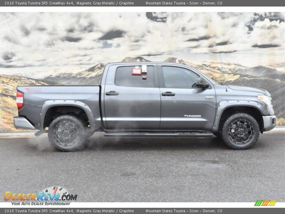 2016 Toyota Tundra SR5 CrewMax 4x4 Magnetic Gray Metallic / Graphite Photo #2