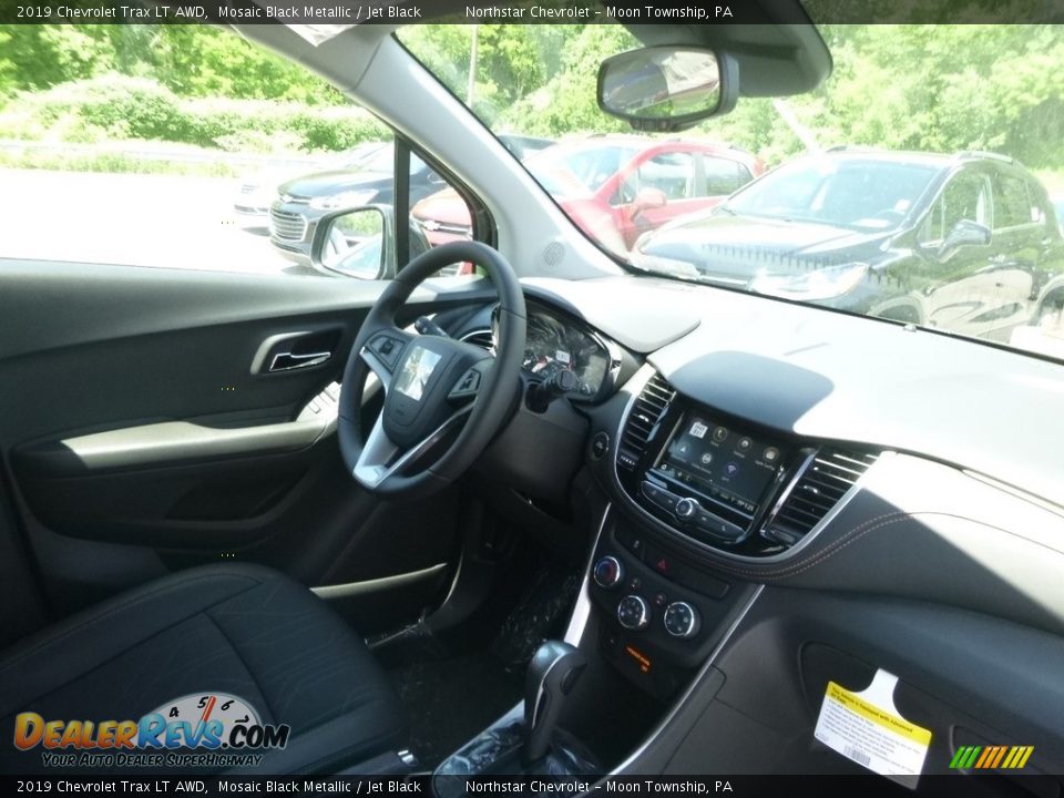 2019 Chevrolet Trax LT AWD Mosaic Black Metallic / Jet Black Photo #11