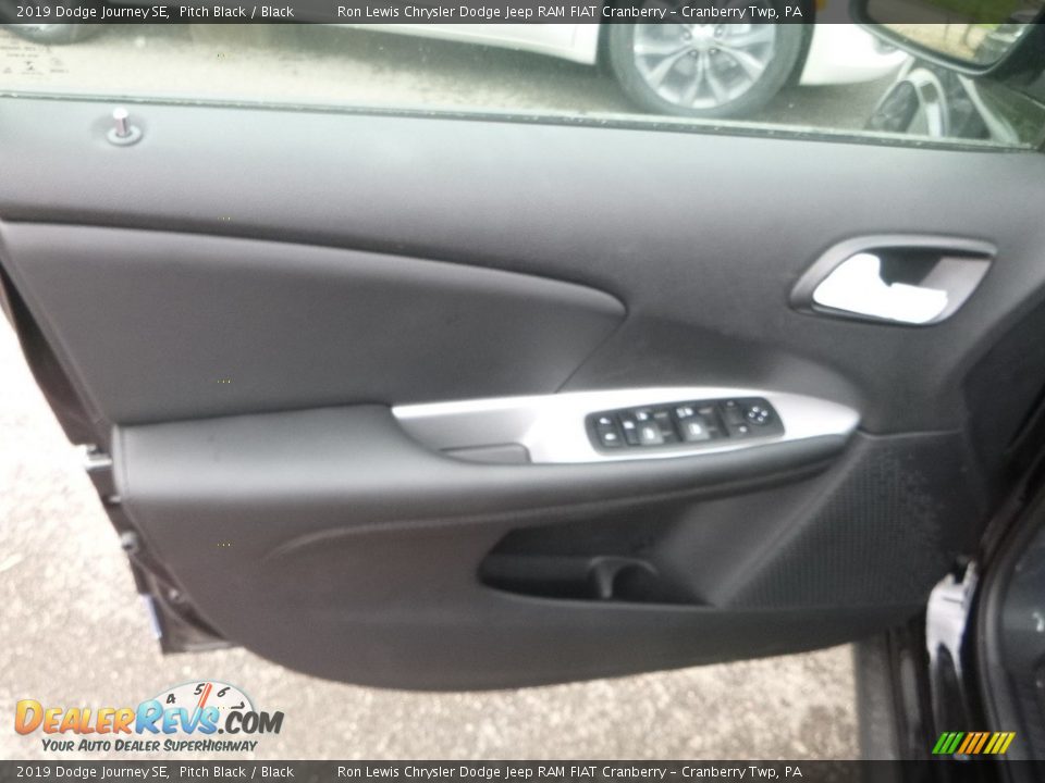 2019 Dodge Journey SE Pitch Black / Black Photo #15