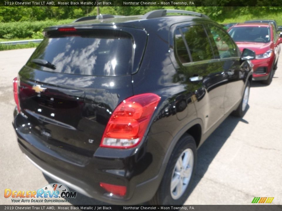 2019 Chevrolet Trax LT AWD Mosaic Black Metallic / Jet Black Photo #5