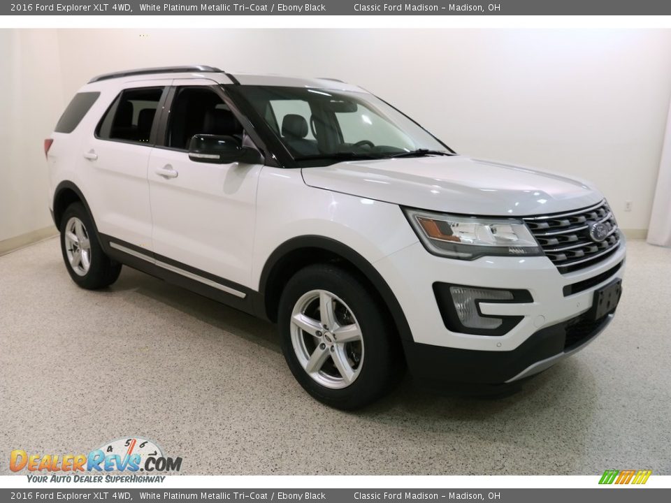 2016 Ford Explorer XLT 4WD White Platinum Metallic Tri-Coat / Ebony Black Photo #1