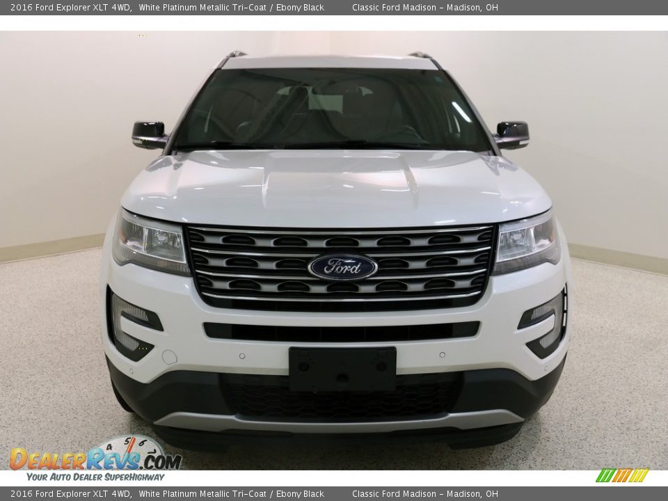 2016 Ford Explorer XLT 4WD White Platinum Metallic Tri-Coat / Ebony Black Photo #2
