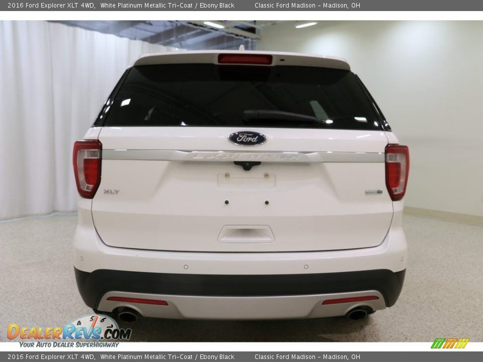 2016 Ford Explorer XLT 4WD White Platinum Metallic Tri-Coat / Ebony Black Photo #21
