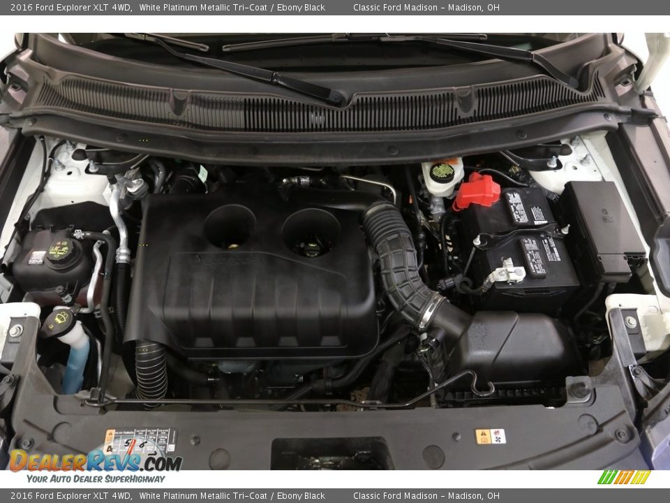 2016 Ford Explorer XLT 4WD White Platinum Metallic Tri-Coat / Ebony Black Photo #22