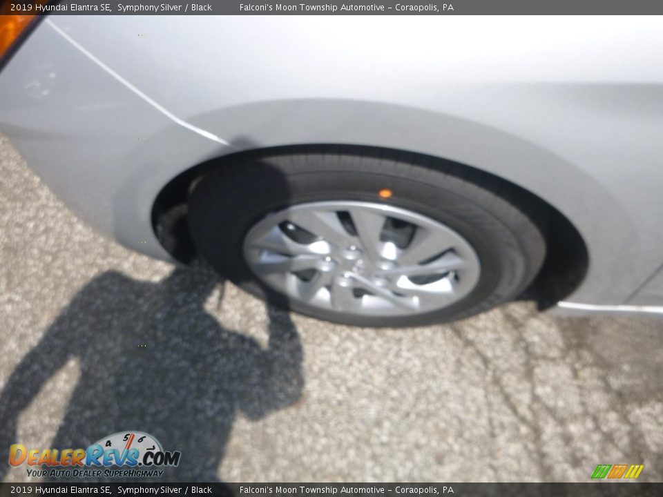 2019 Hyundai Elantra SE Symphony Silver / Black Photo #8
