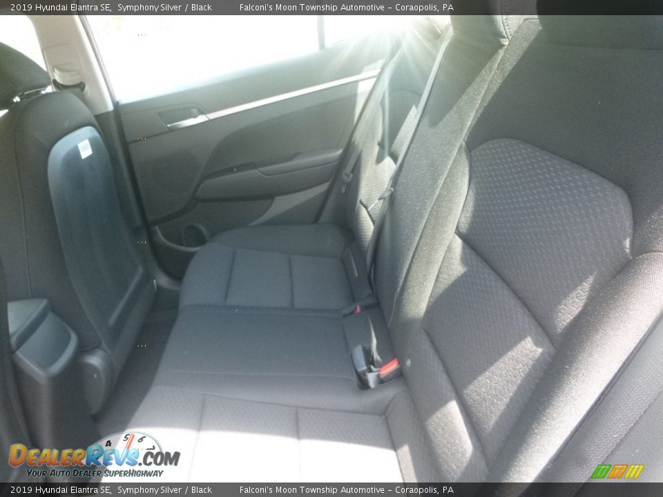 2019 Hyundai Elantra SE Symphony Silver / Black Photo #9