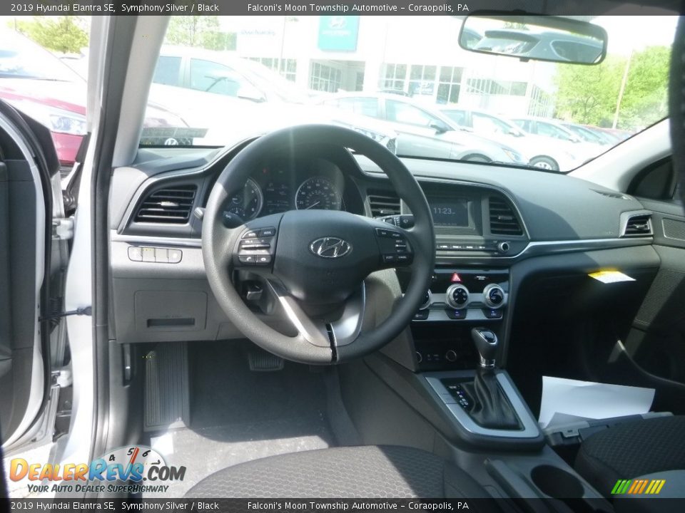 2019 Hyundai Elantra SE Symphony Silver / Black Photo #10