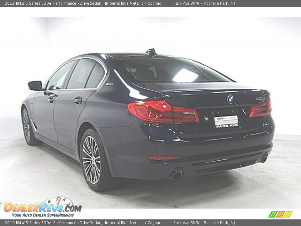 2019 BMW 5 Series 530e iPerformance xDrive Sedan Imperial Blue Metallic / Cognac Photo #2