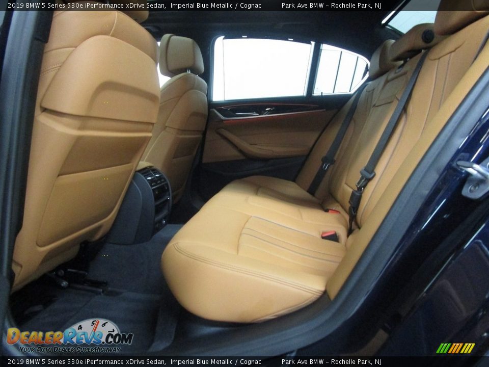 2019 BMW 5 Series 530e iPerformance xDrive Sedan Imperial Blue Metallic / Cognac Photo #12
