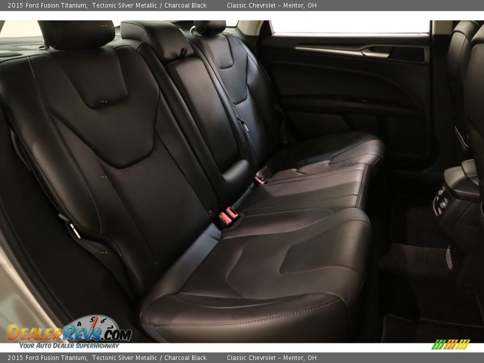 2015 Ford Fusion Titanium Tectonic Silver Metallic / Charcoal Black Photo #17