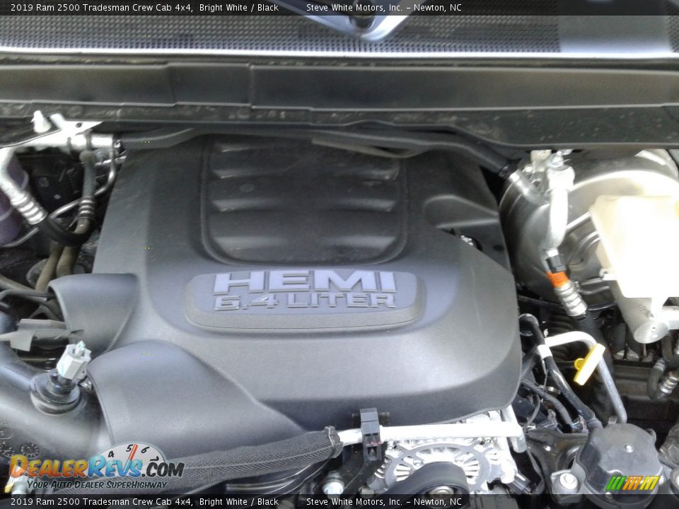 2019 Ram 2500 Tradesman Crew Cab 4x4 Bright White / Black Photo #27