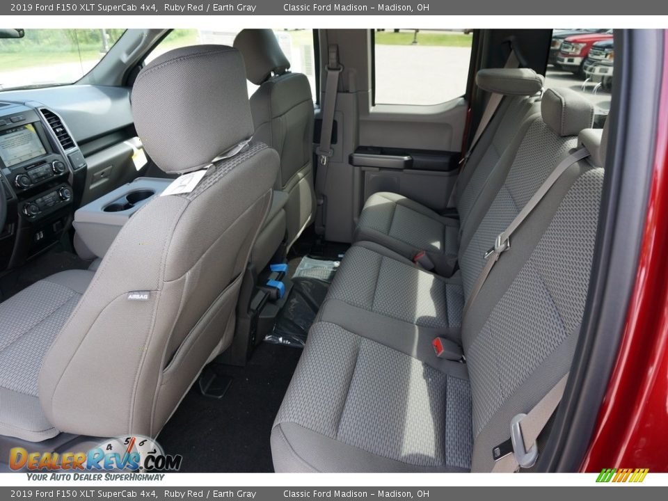 Rear Seat of 2019 Ford F150 XLT SuperCab 4x4 Photo #5