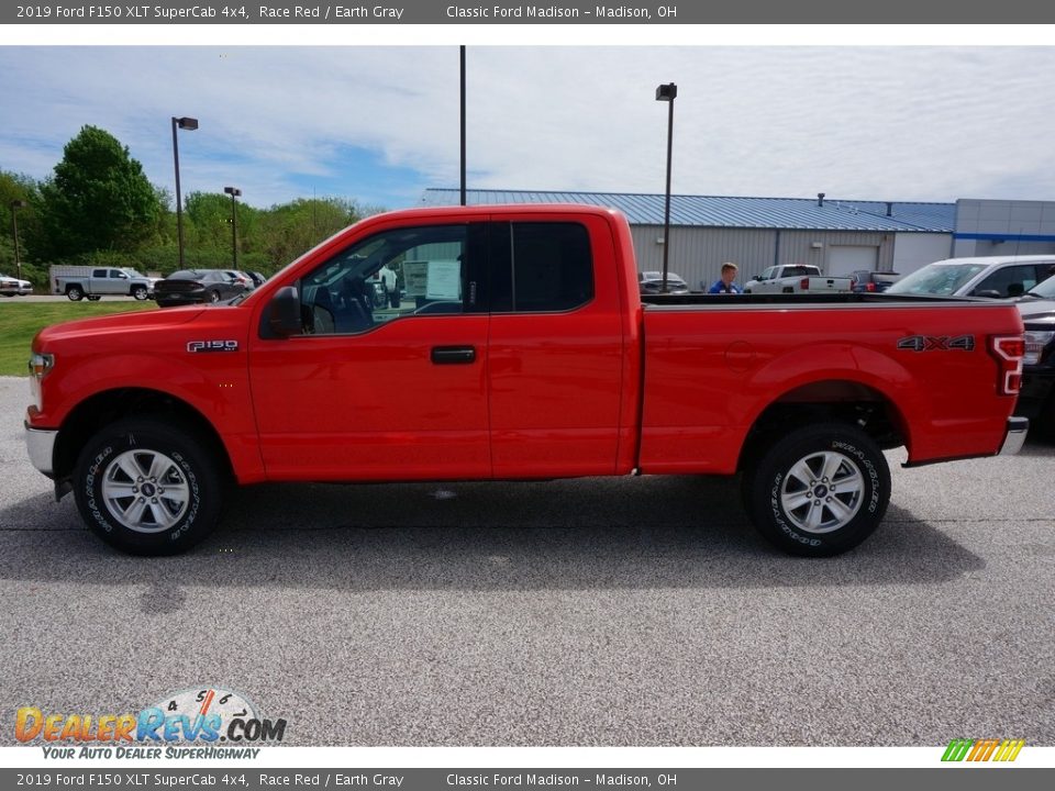 2019 Ford F150 XLT SuperCab 4x4 Race Red / Earth Gray Photo #2