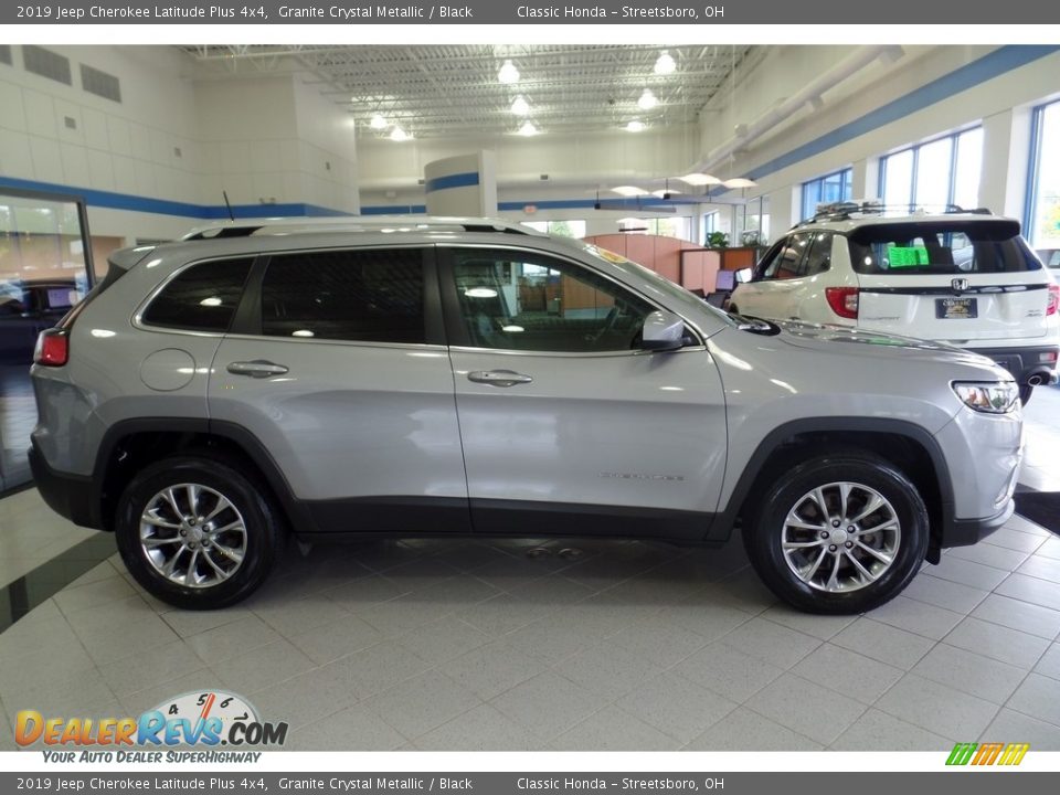 2019 Jeep Cherokee Latitude Plus 4x4 Granite Crystal Metallic / Black Photo #4