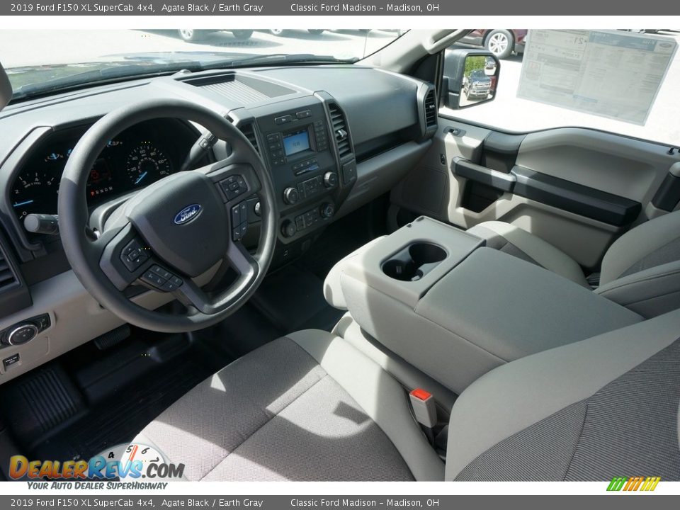 2019 Ford F150 XL SuperCab 4x4 Agate Black / Earth Gray Photo #4