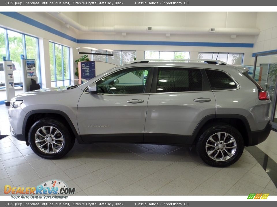 2019 Jeep Cherokee Latitude Plus 4x4 Granite Crystal Metallic / Black Photo #10