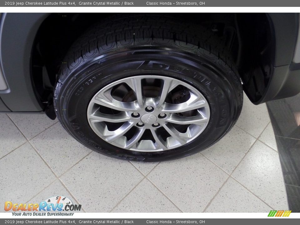 2019 Jeep Cherokee Latitude Plus 4x4 Granite Crystal Metallic / Black Photo #11