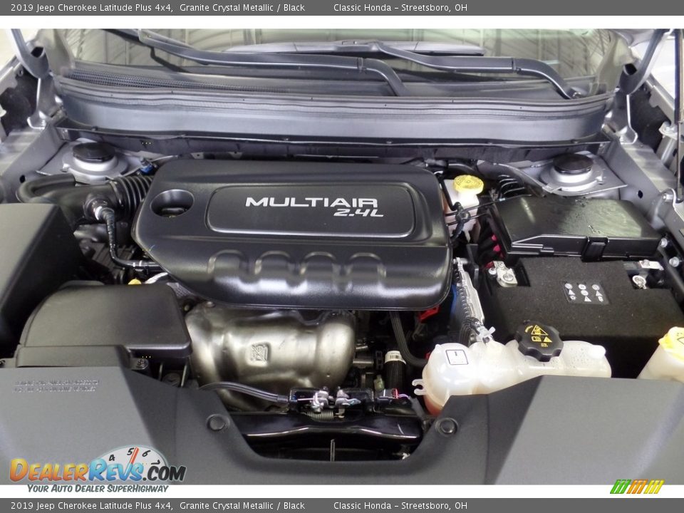 2019 Jeep Cherokee Latitude Plus 4x4 Granite Crystal Metallic / Black Photo #13