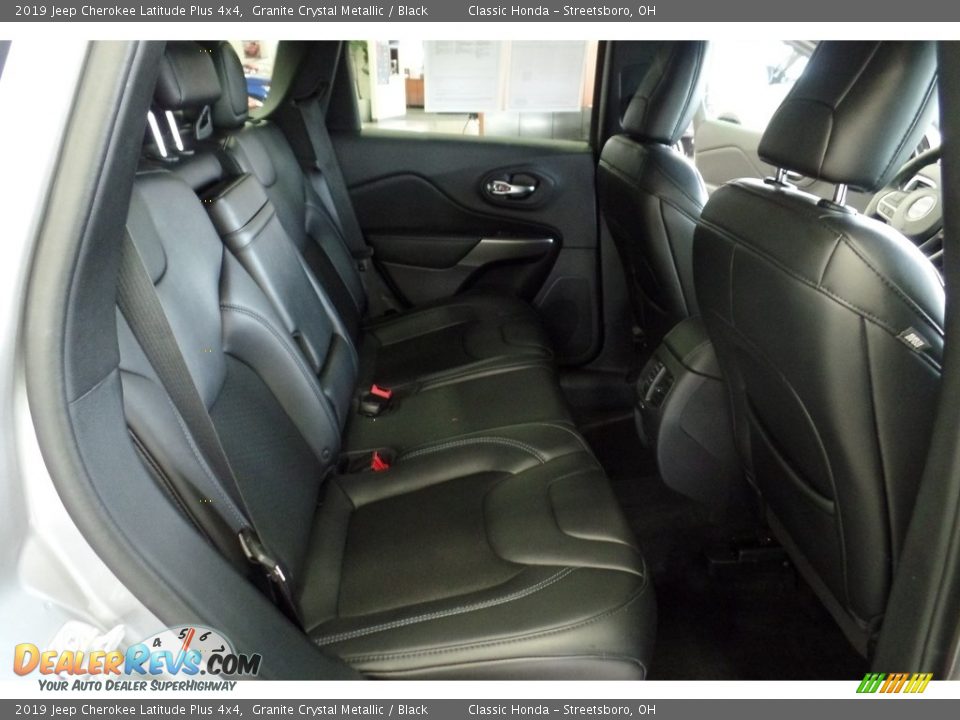 2019 Jeep Cherokee Latitude Plus 4x4 Granite Crystal Metallic / Black Photo #19