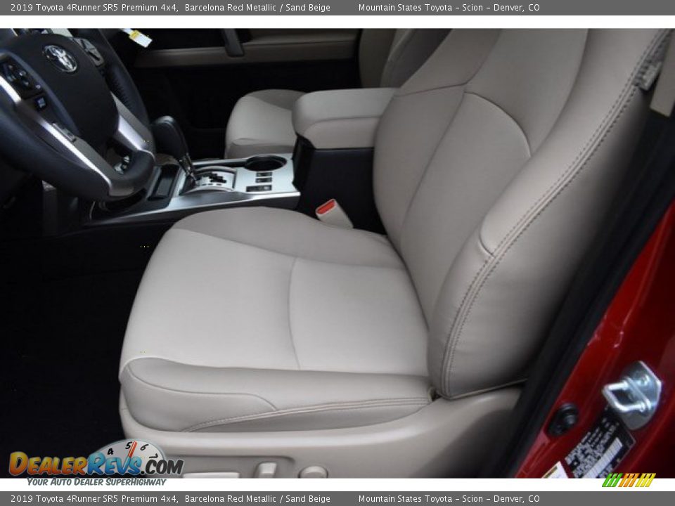 2019 Toyota 4Runner SR5 Premium 4x4 Barcelona Red Metallic / Sand Beige Photo #6