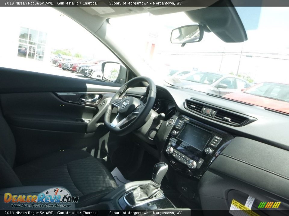 2019 Nissan Rogue SV AWD Gun Metallic / Charcoal Photo #11