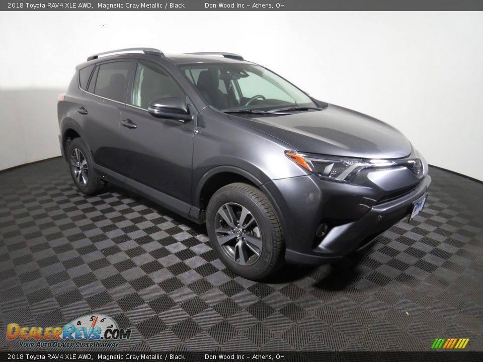 2018 Toyota RAV4 XLE AWD Magnetic Gray Metallic / Black Photo #3