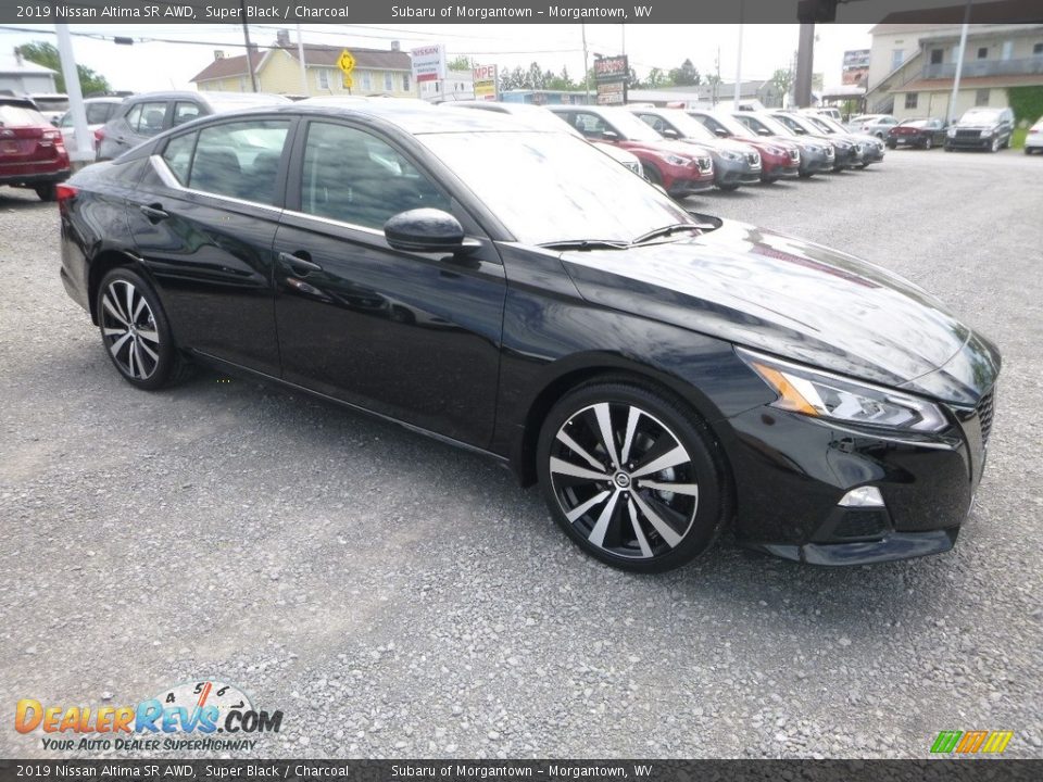 2019 Nissan Altima SR AWD Super Black / Charcoal Photo #1