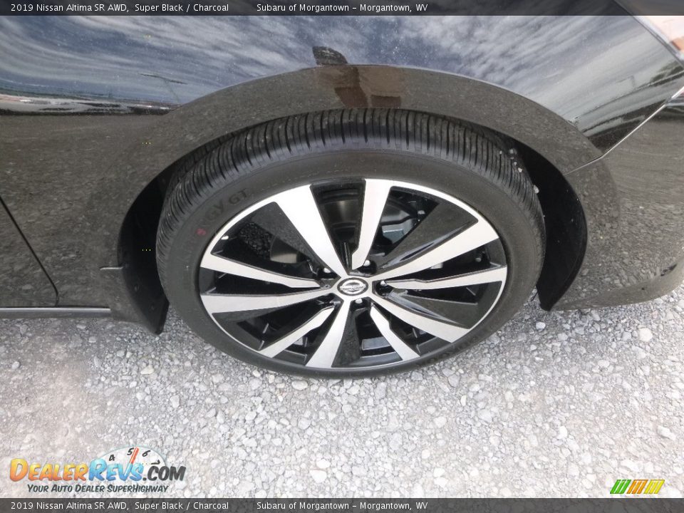 2019 Nissan Altima SR AWD Super Black / Charcoal Photo #2