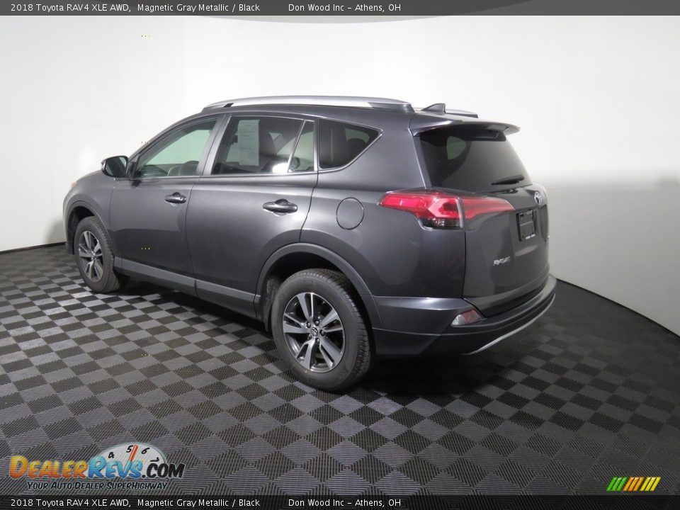 2018 Toyota RAV4 XLE AWD Magnetic Gray Metallic / Black Photo #10