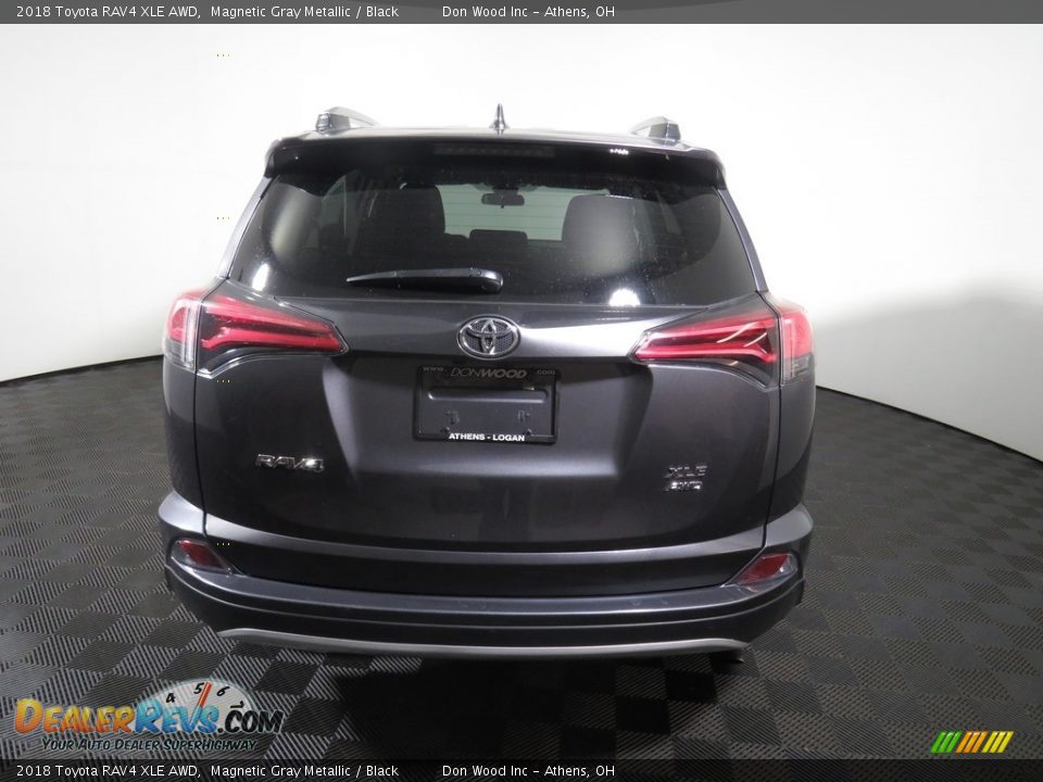 2018 Toyota RAV4 XLE AWD Magnetic Gray Metallic / Black Photo #12