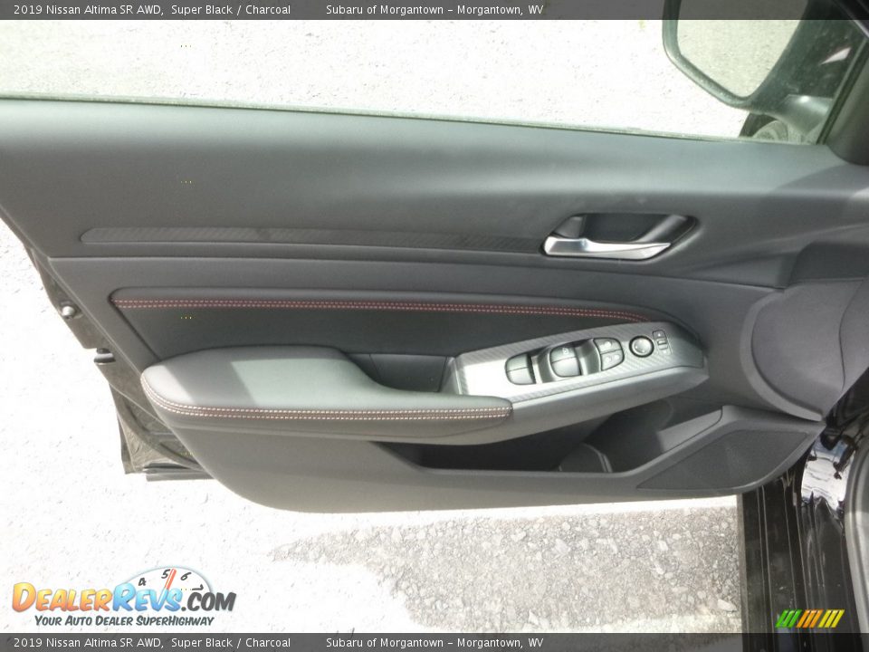 Door Panel of 2019 Nissan Altima SR AWD Photo #14