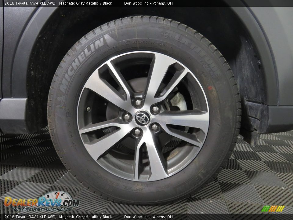2018 Toyota RAV4 XLE AWD Magnetic Gray Metallic / Black Photo #19