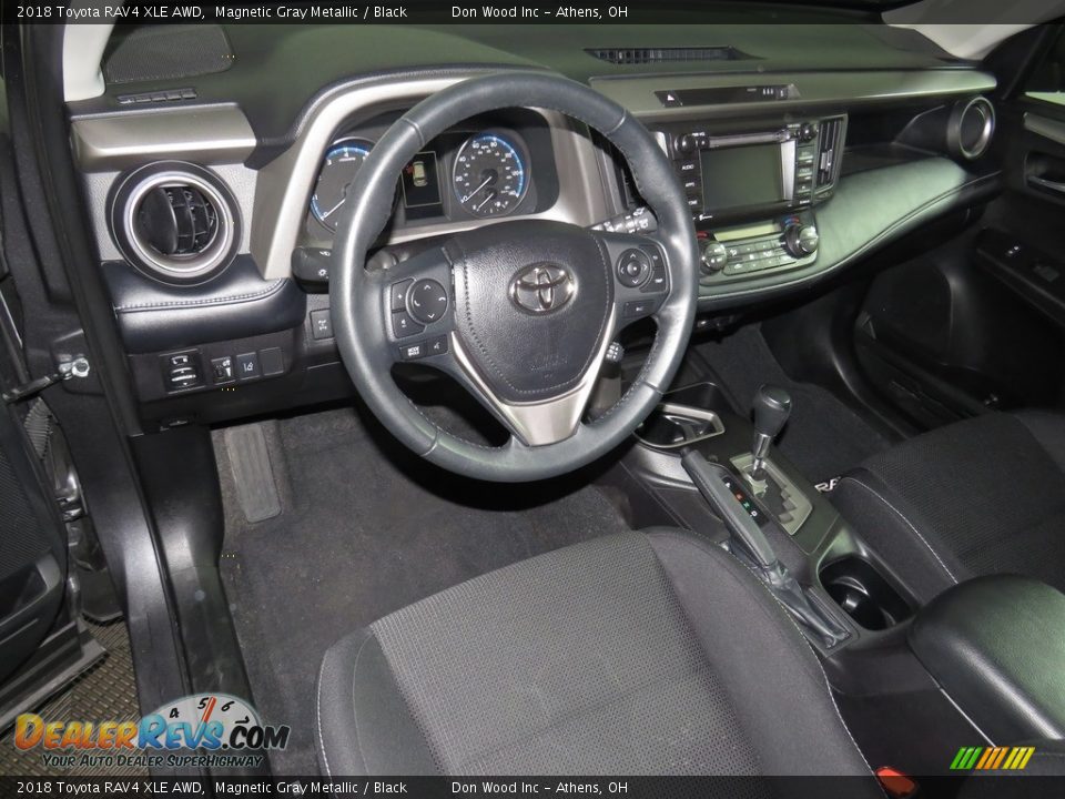 2018 Toyota RAV4 XLE AWD Magnetic Gray Metallic / Black Photo #24