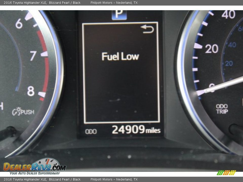 2016 Toyota Highlander XLE Blizzard Pearl / Black Photo #7