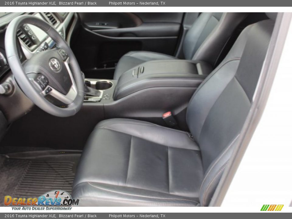 2016 Toyota Highlander XLE Blizzard Pearl / Black Photo #13