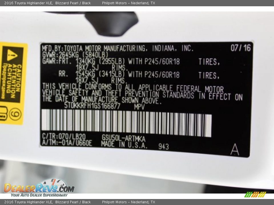 2016 Toyota Highlander XLE Blizzard Pearl / Black Photo #25