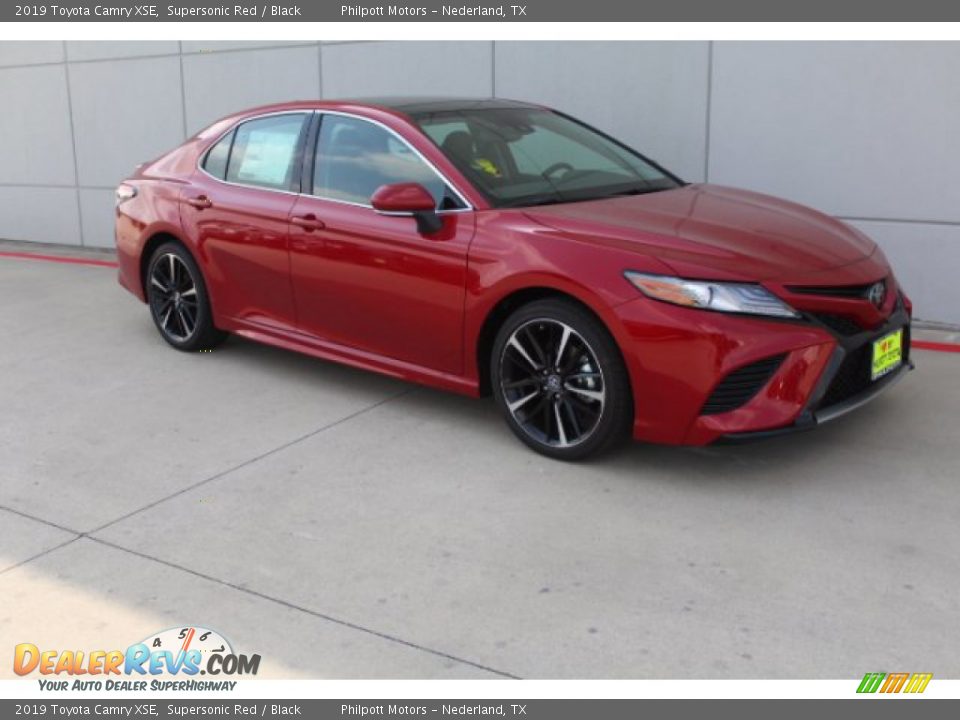 2019 Toyota Camry XSE Supersonic Red / Black Photo #2