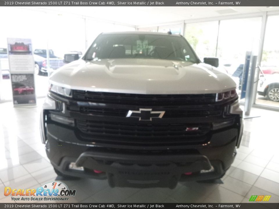 2019 Chevrolet Silverado 1500 LT Z71 Trail Boss Crew Cab 4WD Silver Ice Metallic / Jet Black Photo #2