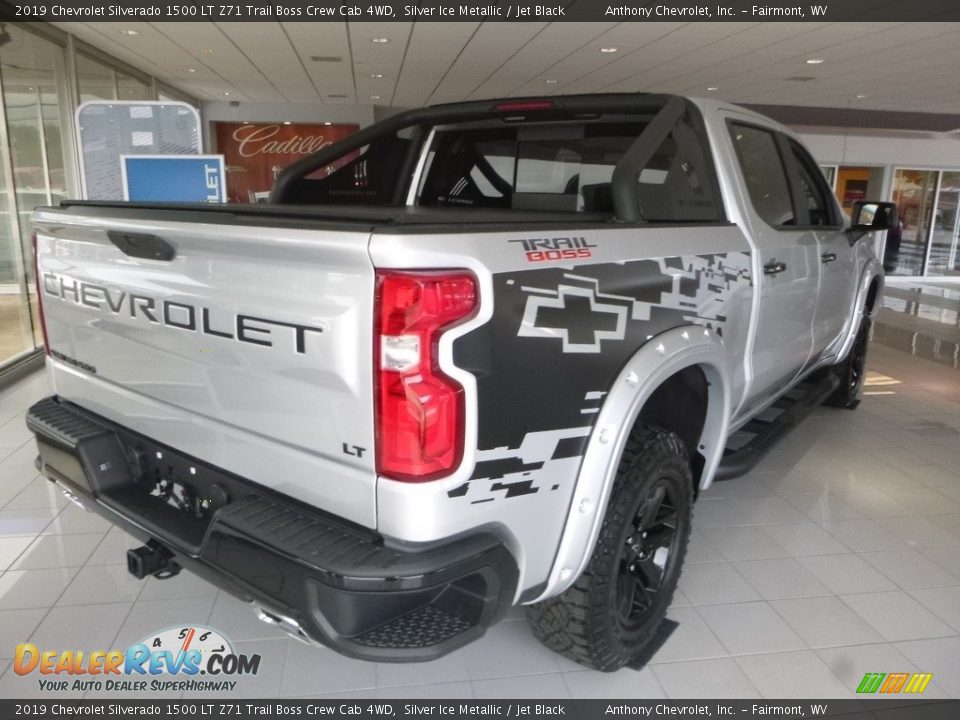 2019 Chevrolet Silverado 1500 LT Z71 Trail Boss Crew Cab 4WD Silver Ice Metallic / Jet Black Photo #7