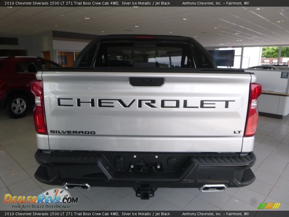 2019 Chevrolet Silverado 1500 LT Z71 Trail Boss Crew Cab 4WD Silver Ice Metallic / Jet Black Photo #8