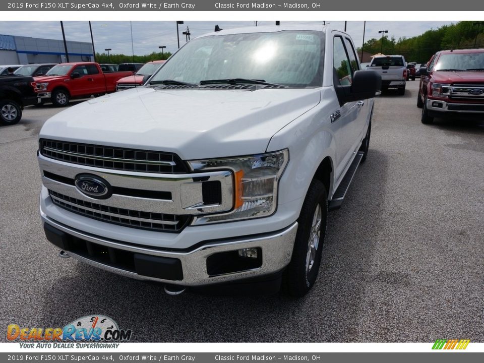 2019 Ford F150 XLT SuperCab 4x4 Oxford White / Earth Gray Photo #1
