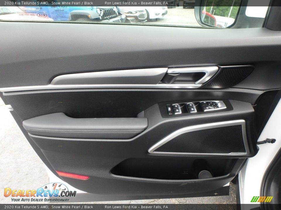 Door Panel of 2020 Kia Telluride S AWD Photo #15