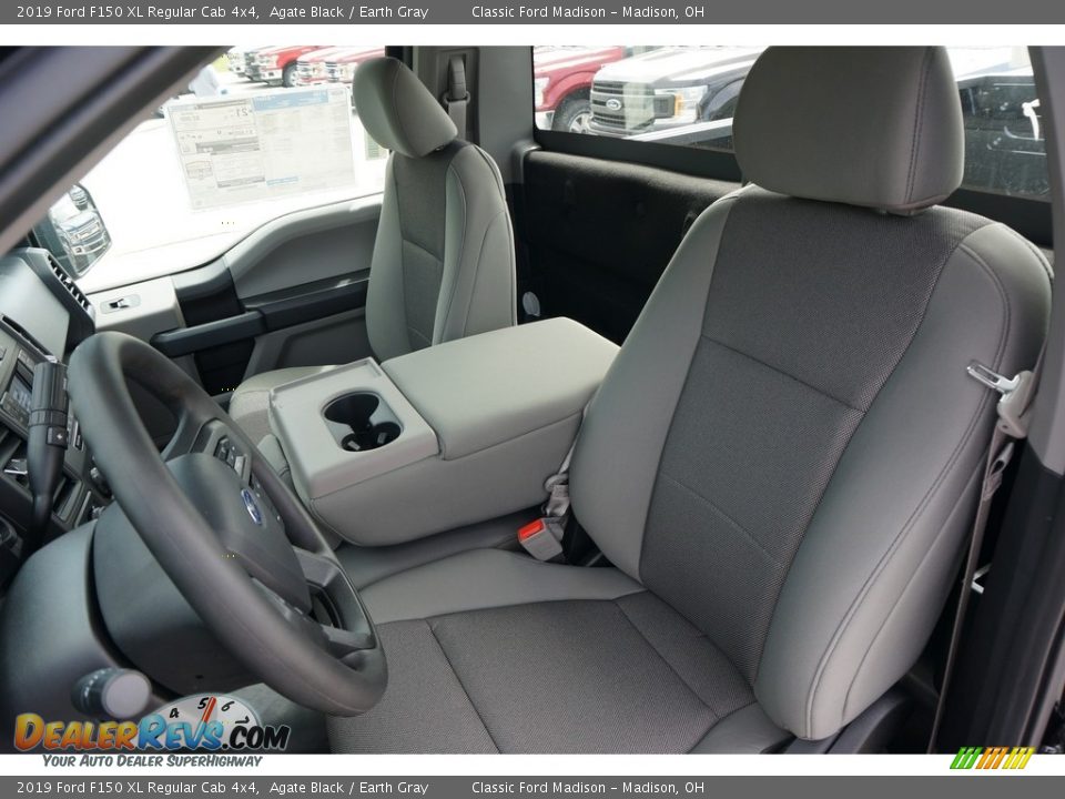 Front Seat of 2019 Ford F150 XL Regular Cab 4x4 Photo #5